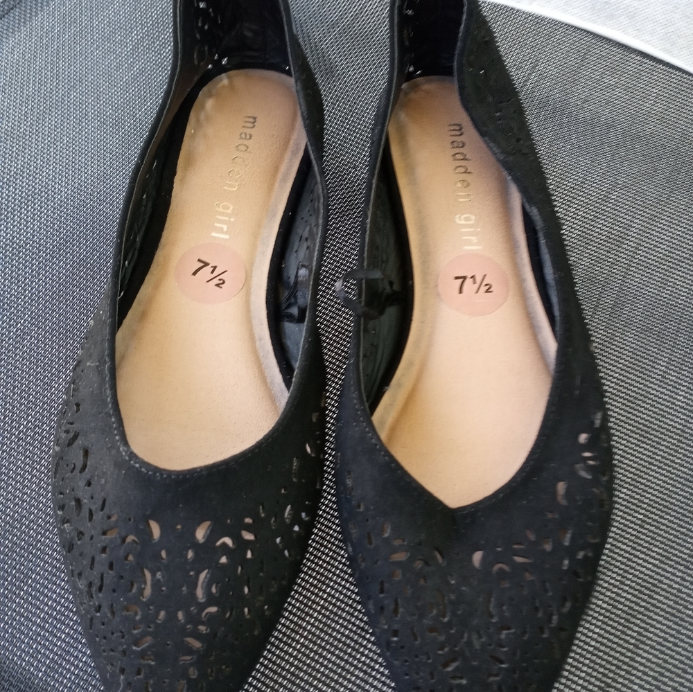 Women's shoes